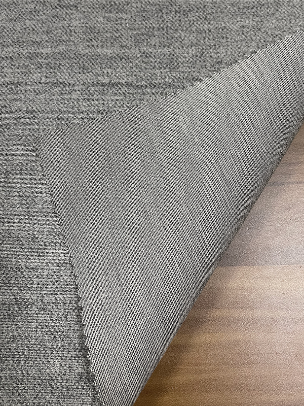 GEBONDEN STOF AH-22048-1 52%T+44%R+4%SP heeft een goede hittebehoud en luchtdoorlaatbaarheid. GEBONDEN STOF AH-22048-1 52%T+44%R+4%SP heeft een goede hittebehoud en luchtdoorlaatbaarheid.